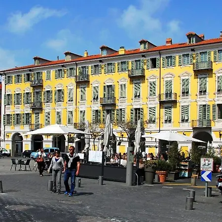 Beau 3p Quartier La Tour St Francois Vieux